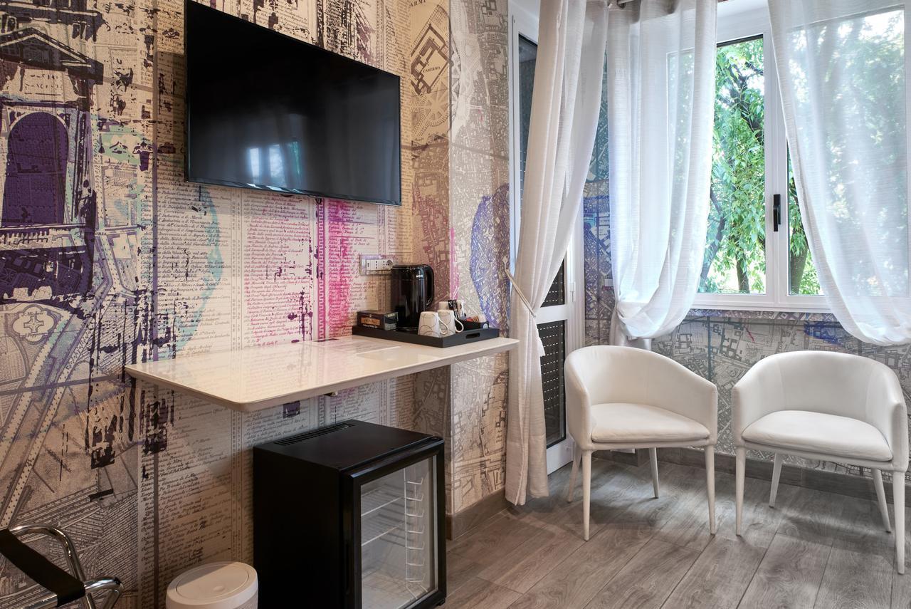 Eleganti Suite In Piazzale Lagosta Милано Екстериор снимка