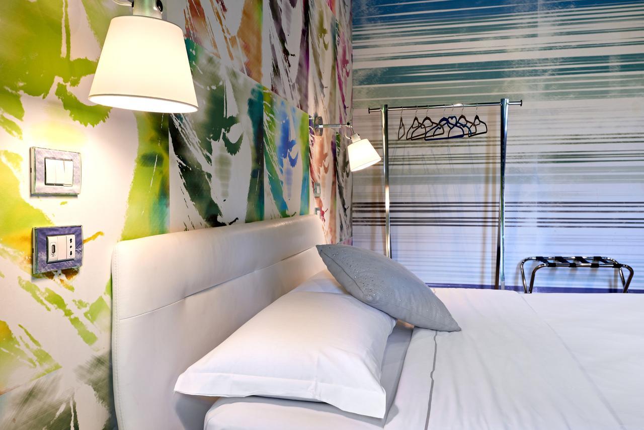 Eleganti Suite In Piazzale Lagosta Милано Екстериор снимка