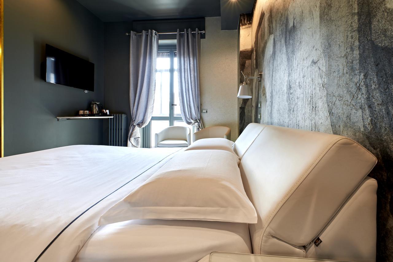 Eleganti Suite In Piazzale Lagosta Милано Екстериор снимка