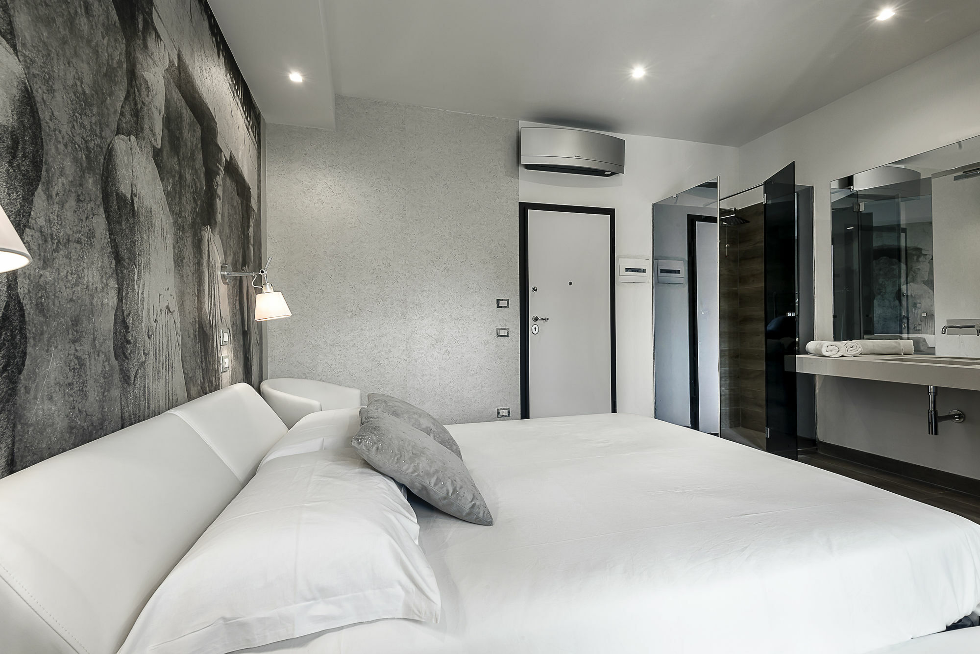 Eleganti Suite In Piazzale Lagosta Милано Екстериор снимка